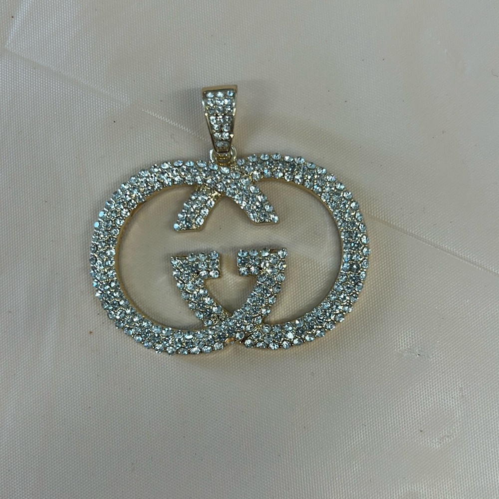 NewGold Plated pendant
